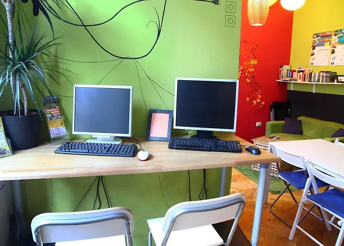 Zeppelin ホステル *