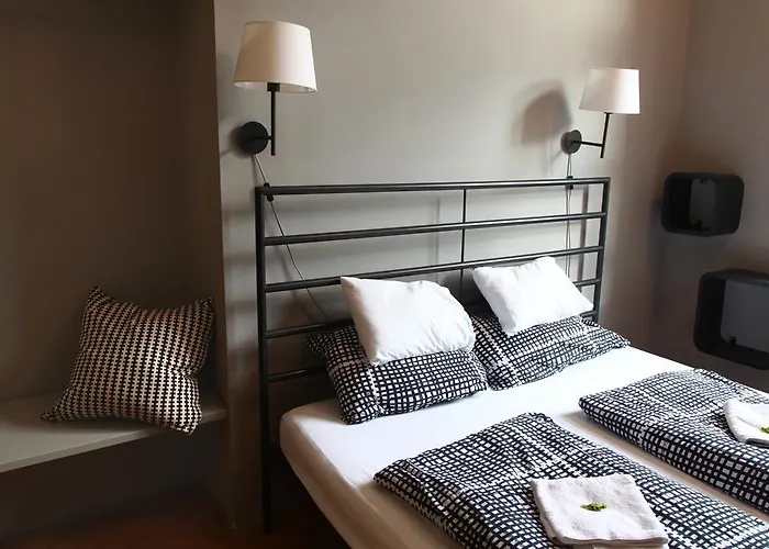 Vandrerhjem Zeppelin *